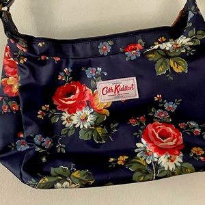 Handbag- great condition